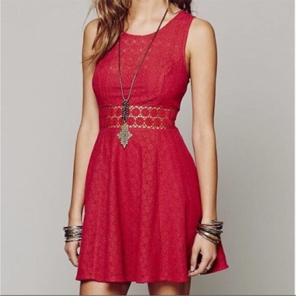FREE PEOPLE | Red Daisy Mini Dress Fit & Flare Cut Out Women’s Size 6 - Picture 12 of 12